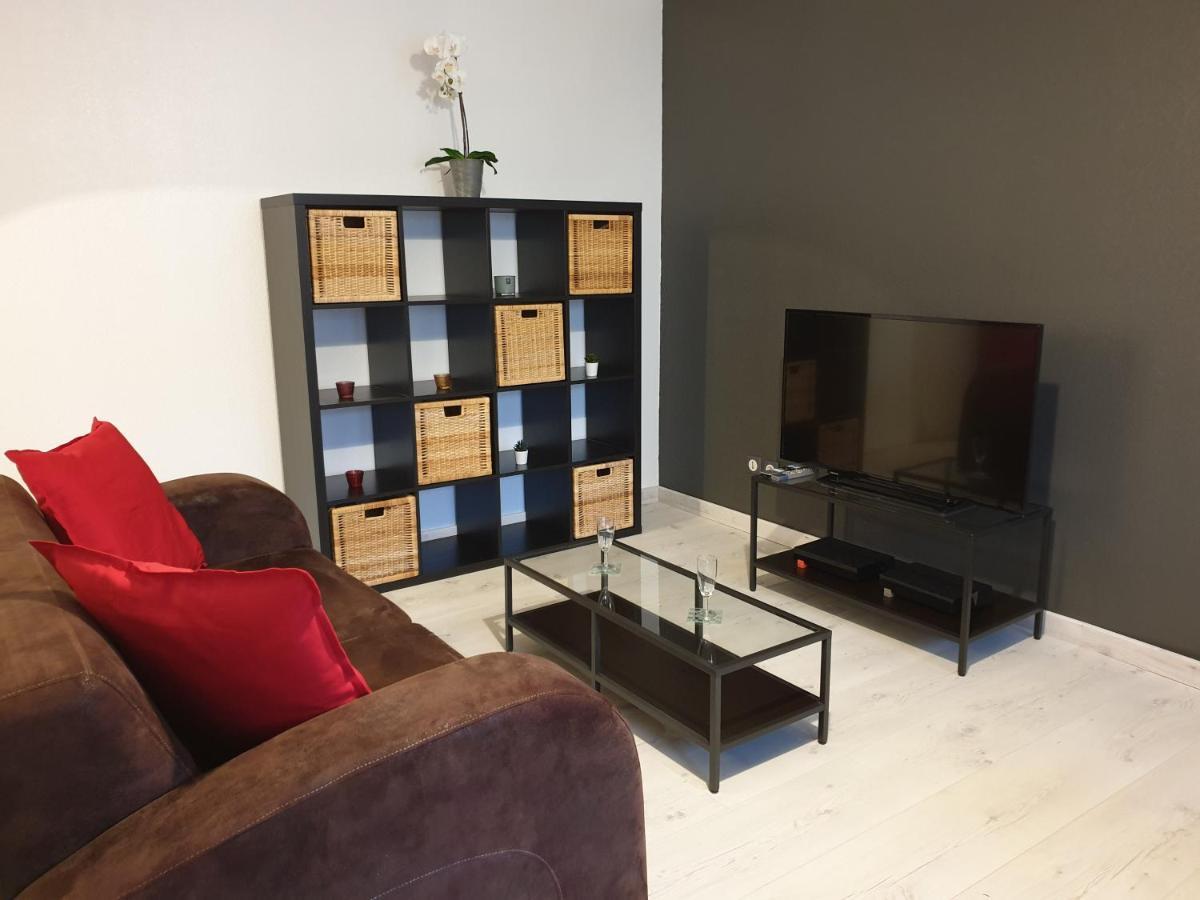 Ferienwohnung EM LIFE Straßburg Exterior foto