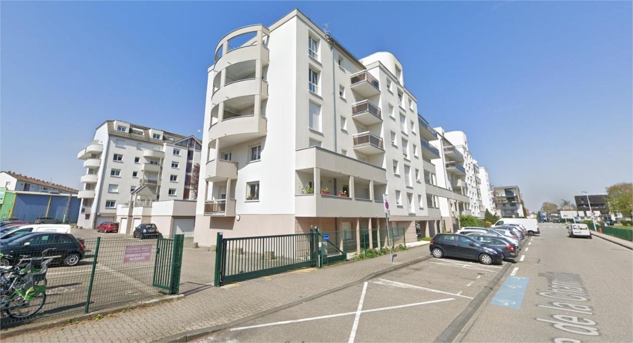 Ferienwohnung EM LIFE Straßburg Exterior foto